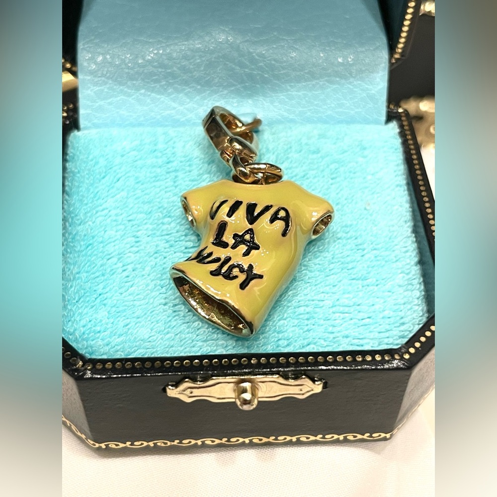 NWT Vintage JUICY COUTURE Viva La JUICY Green Small Tee Shirt Gold Charm Y2K